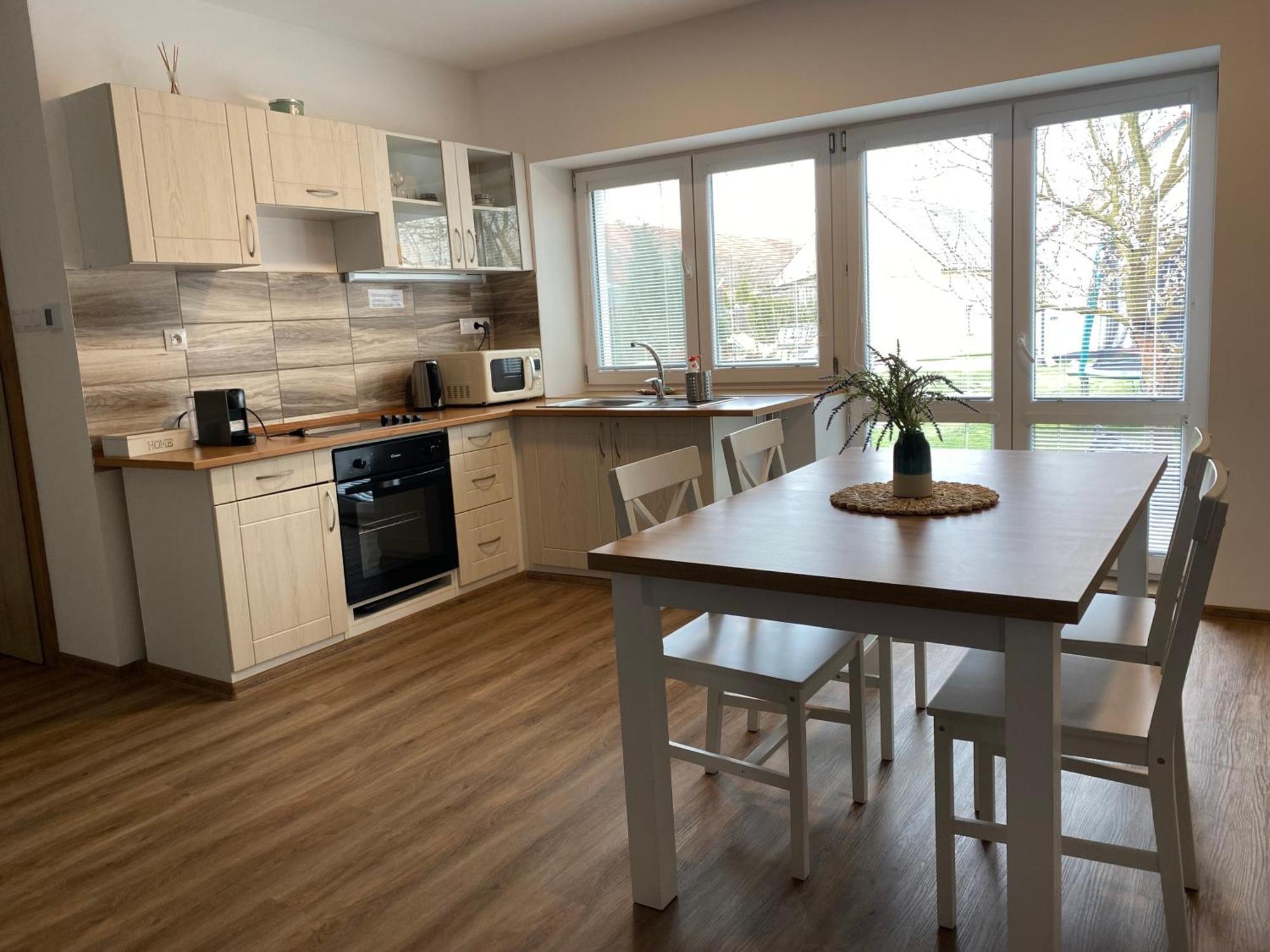 Statek U Krizu Apartment Stare Sedliste Ngoại thất bức ảnh